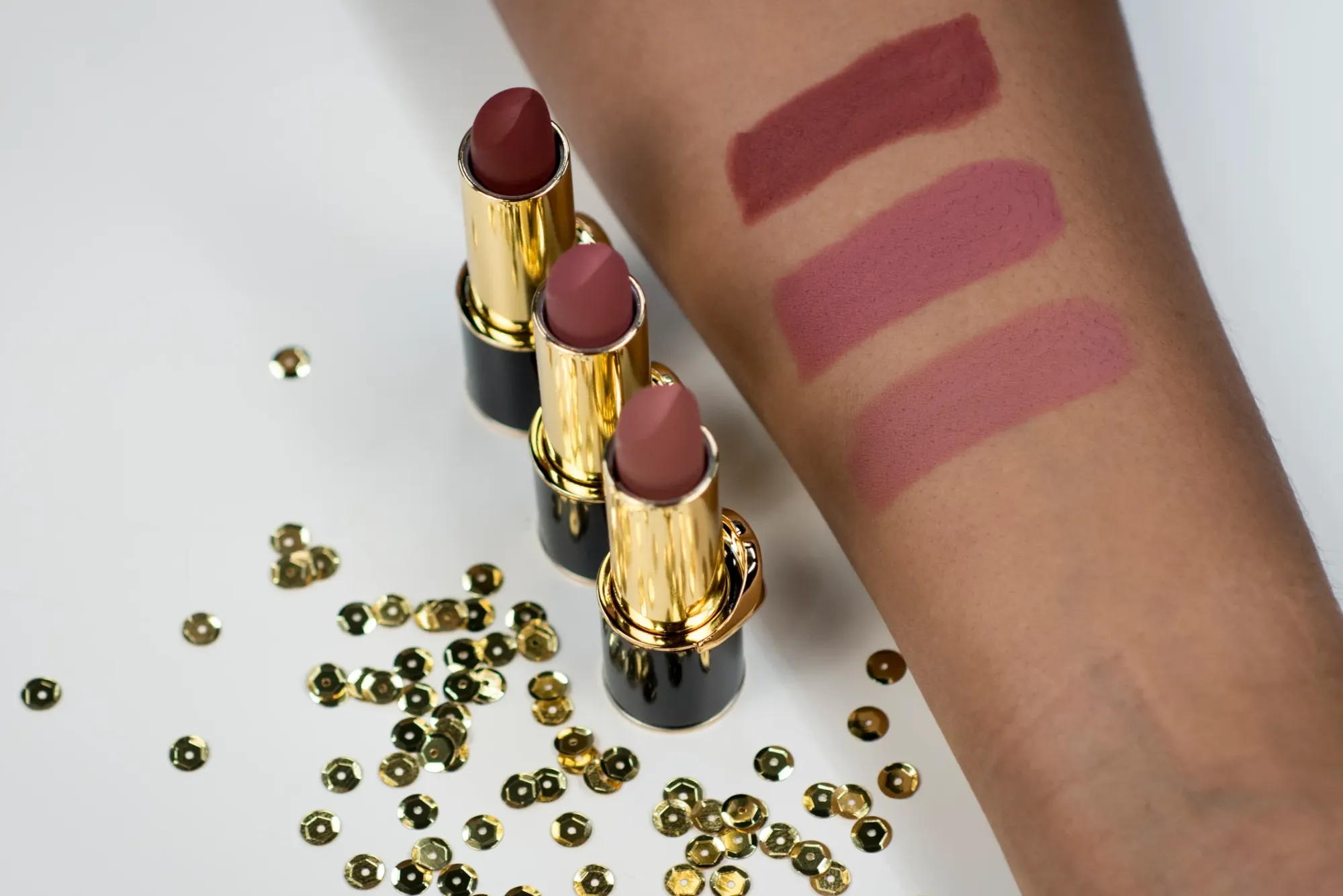 pat mcgrath her majesty lipstick swatch