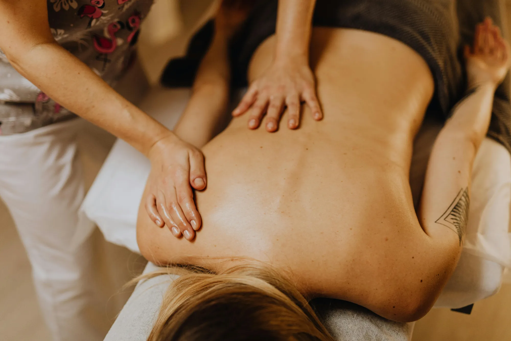 What Should You Expect During an Outcall Massage